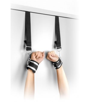 HANDCUFFS WITH VELCRO DOOR